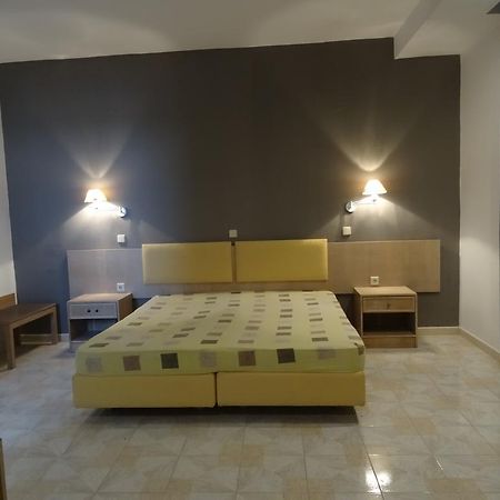 Evas Rooms Faliraki Eksteriør billede